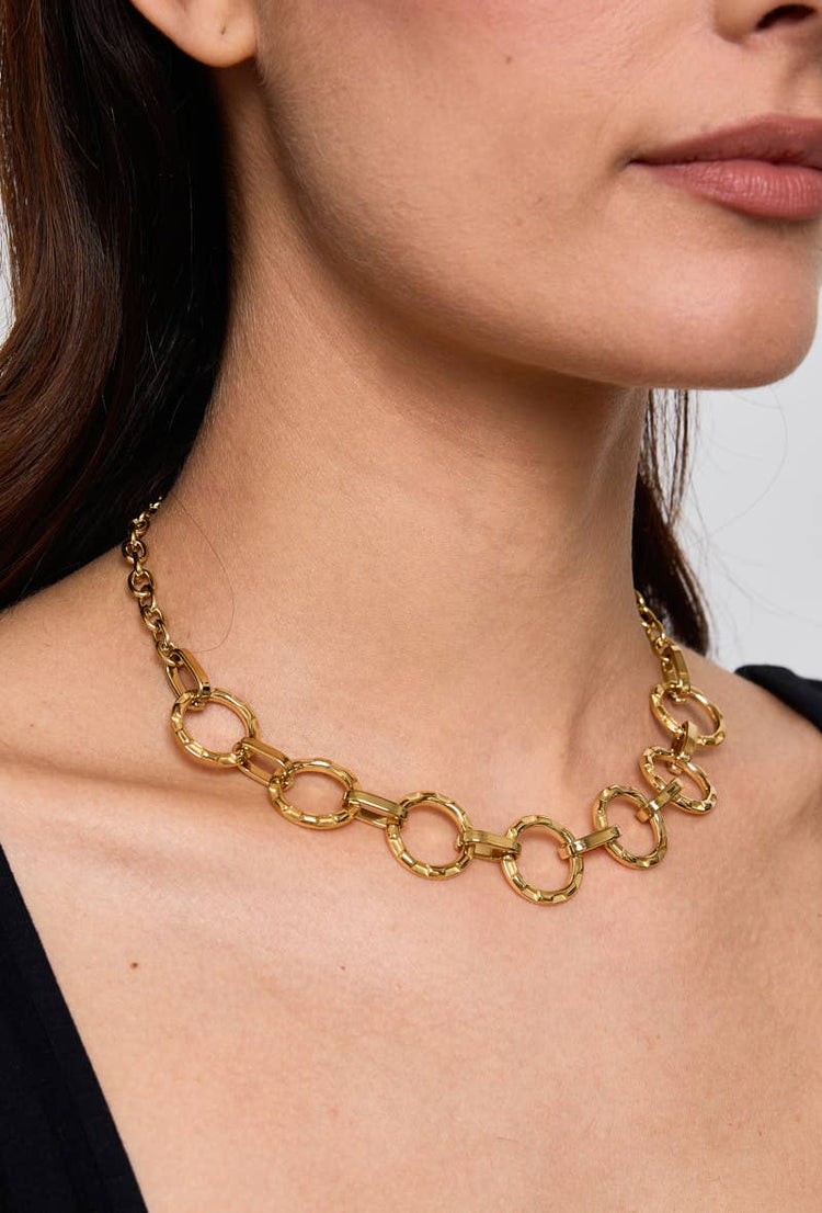Collares