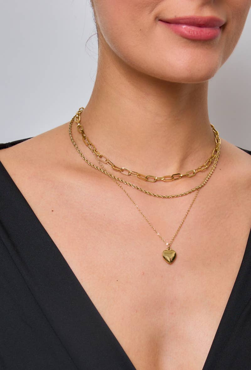 Collares de triple cadena con corazón