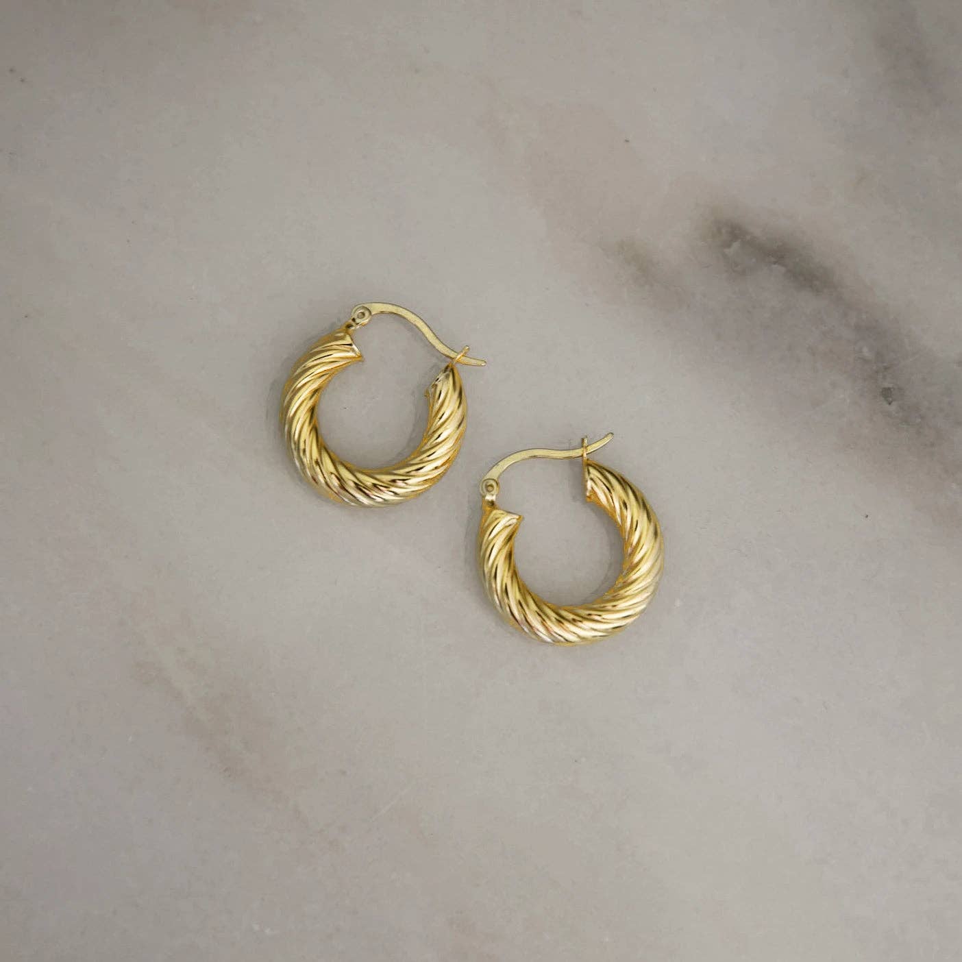 AROS NIRA, 2 CM