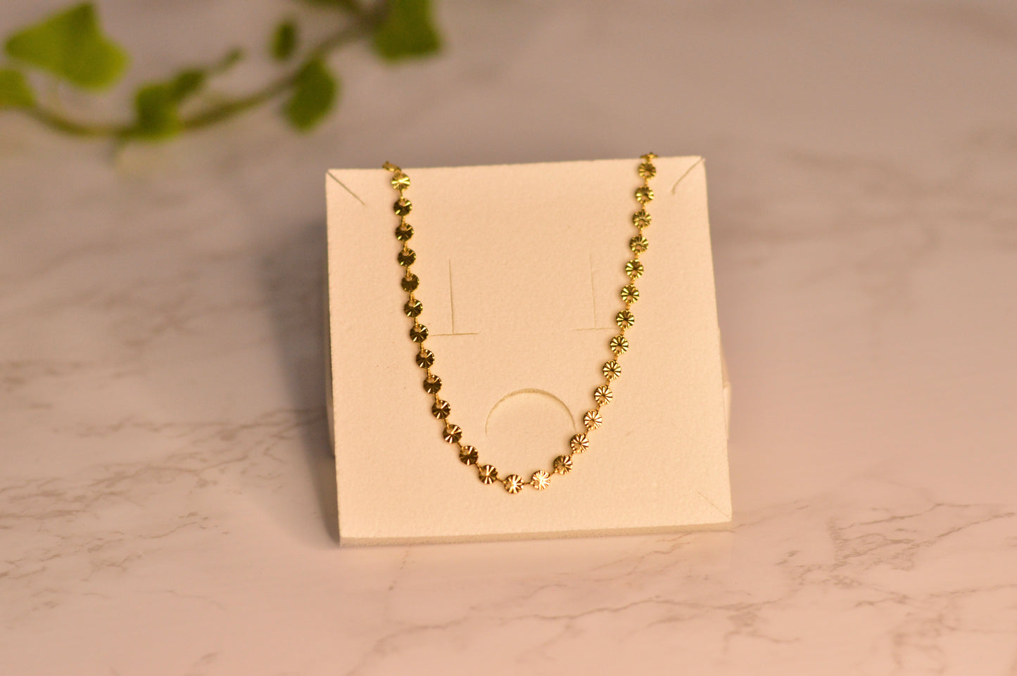 Collares de acero en oro
