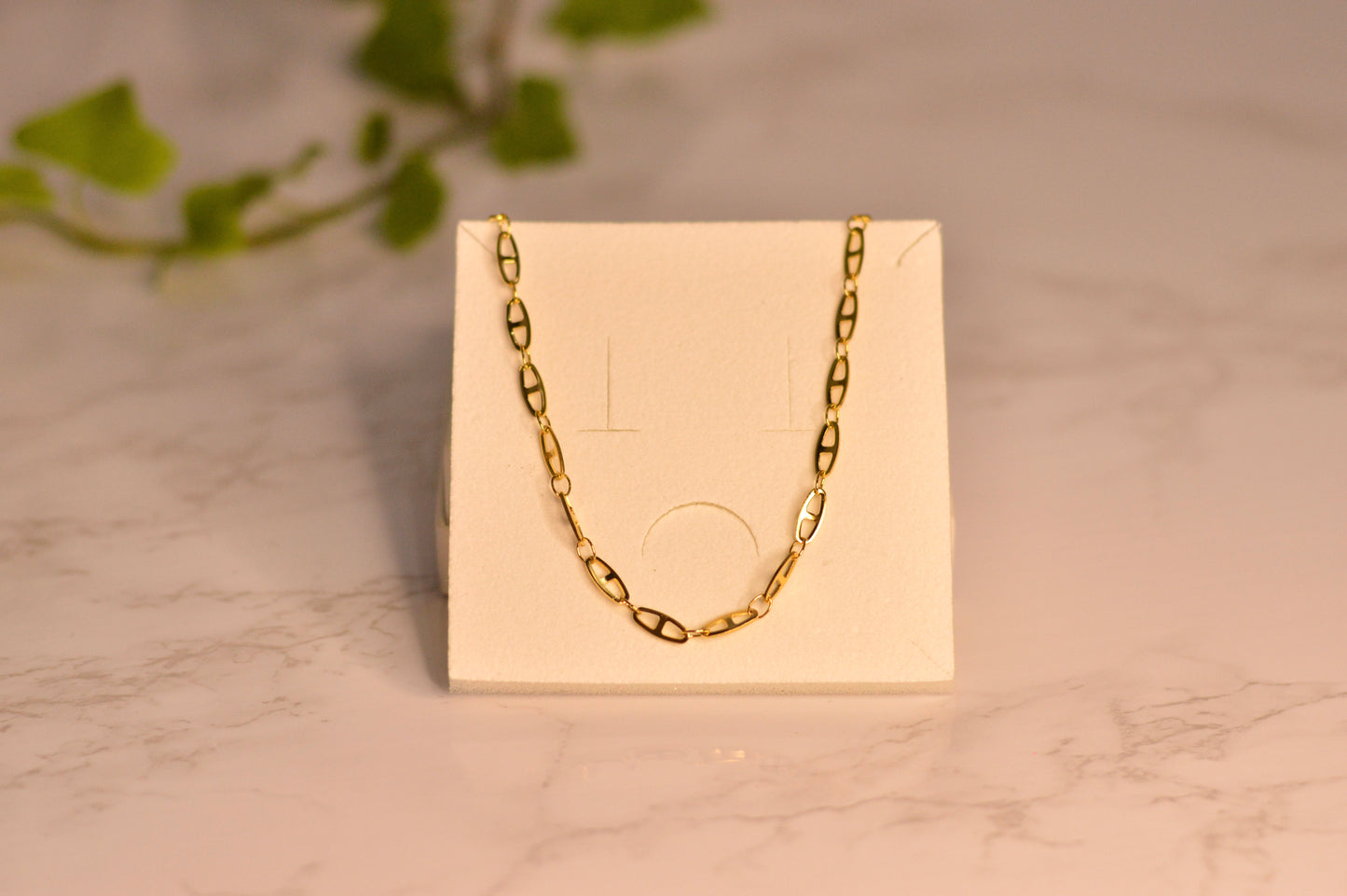 Collares de acero en oro
