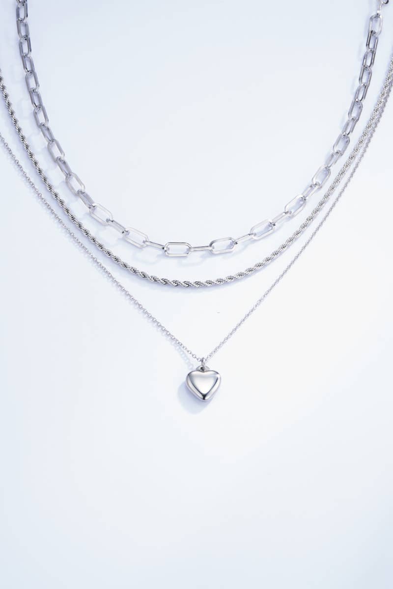 Collares de triple cadena con corazón