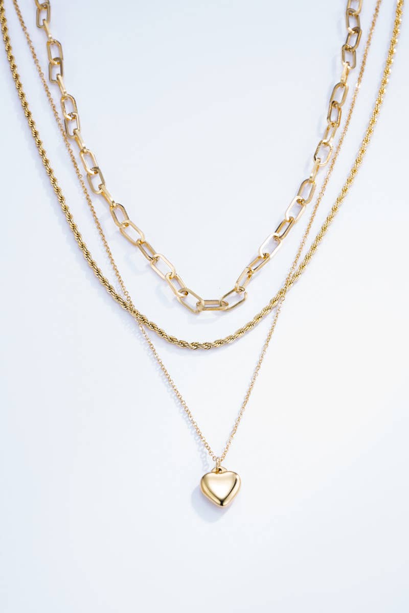 Collares de triple cadena con corazón