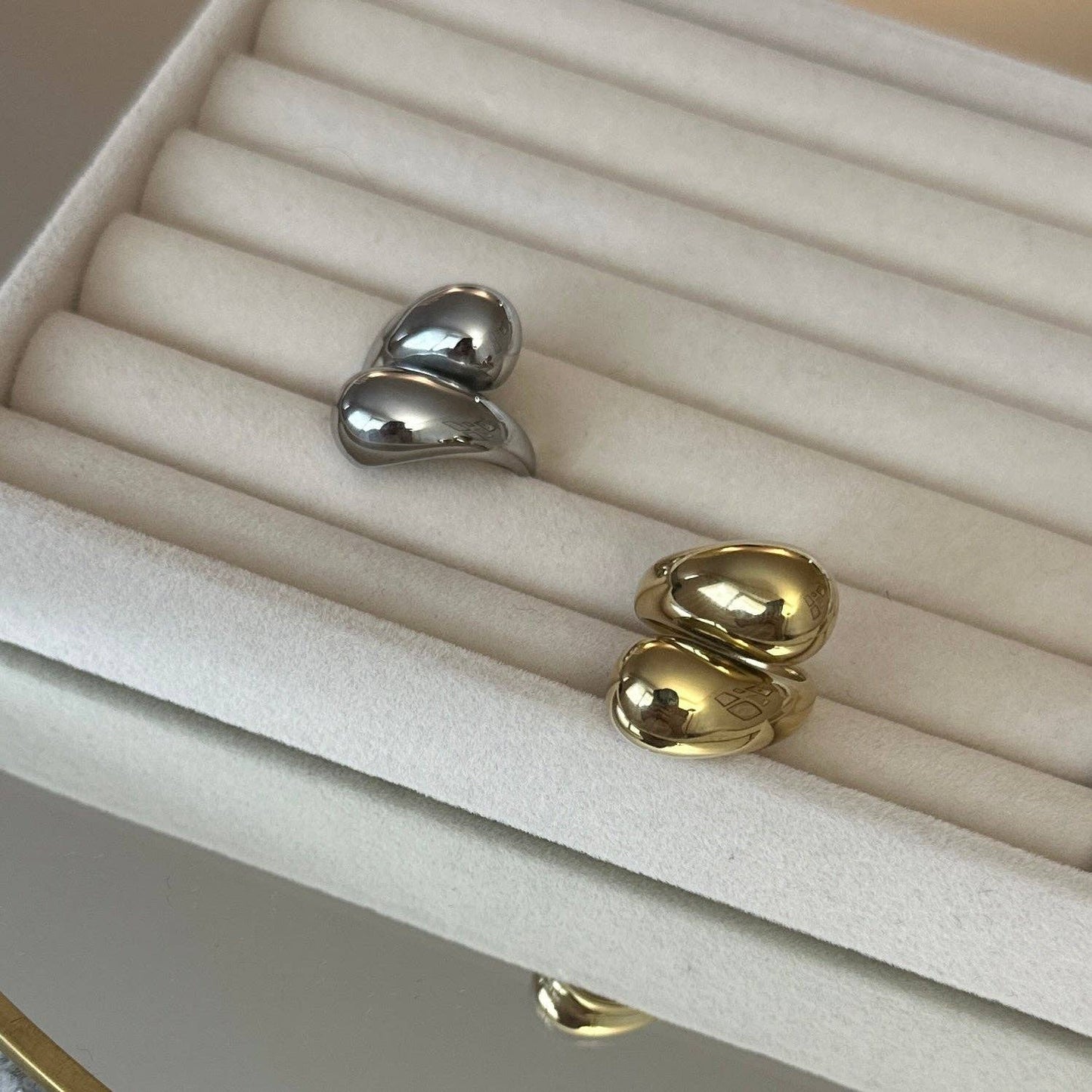 Anillo Benicka: oro o plata
