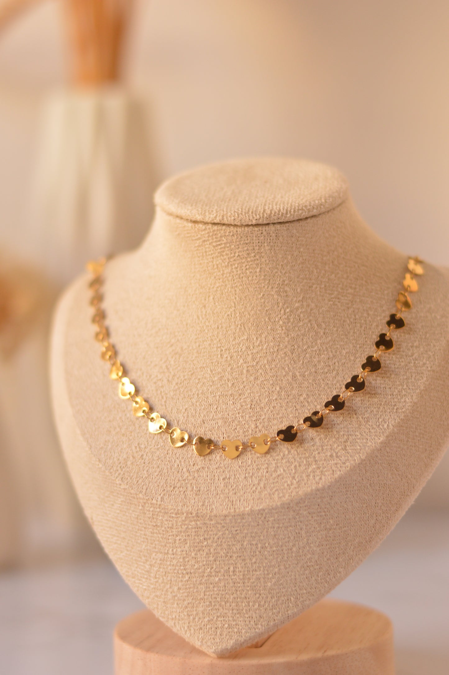 Collar de acero corazón